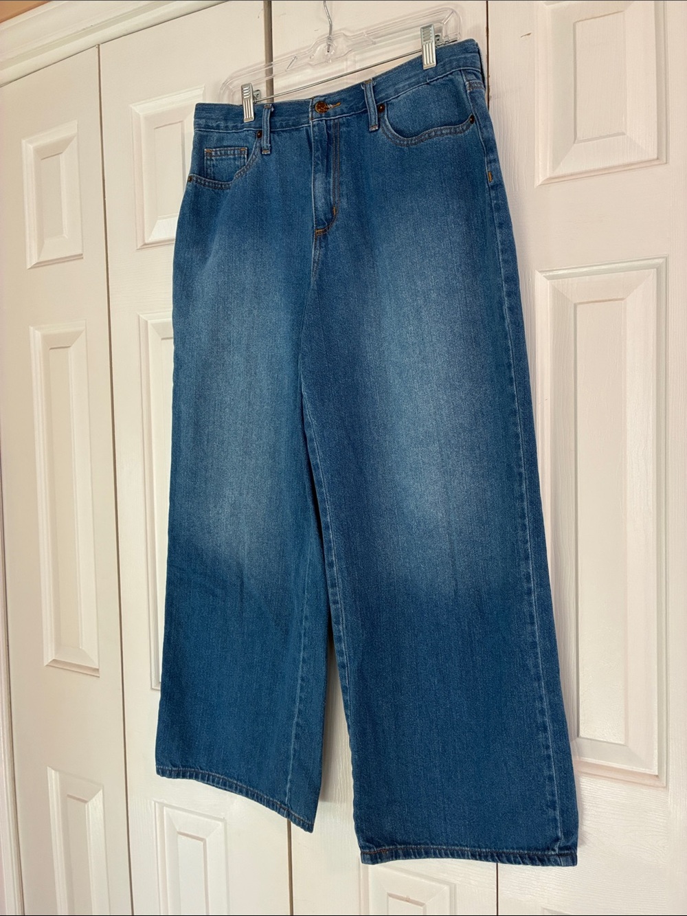 Universal Thread Jeans - Picture 3 of 7
